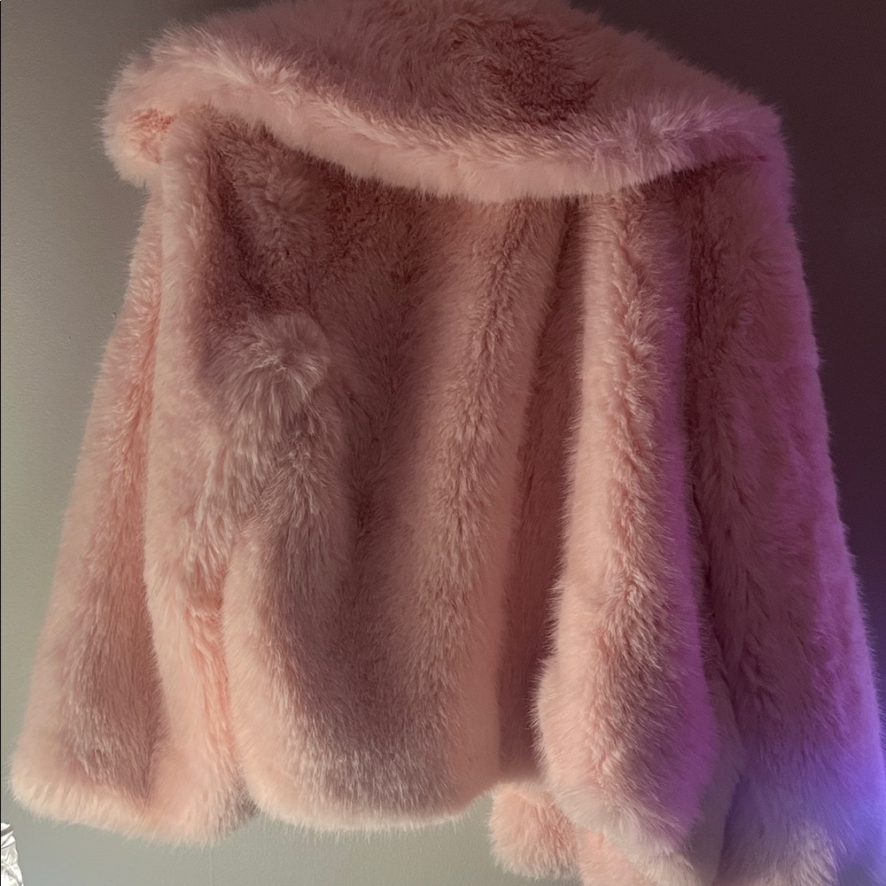 Women's Pink Faux Fur Jacket - Picture 4 of 6